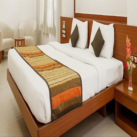 פונה Hotel Mint Montvert, Baner מראה חיצוני תמונה