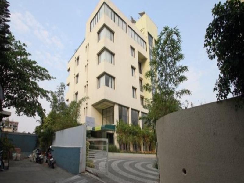 פונה Hotel Mint Montvert, Baner מראה חיצוני תמונה