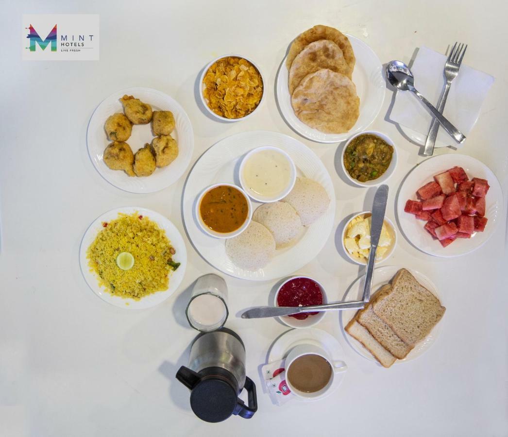 פונה Hotel Mint Montvert, Baner מראה חיצוני תמונה